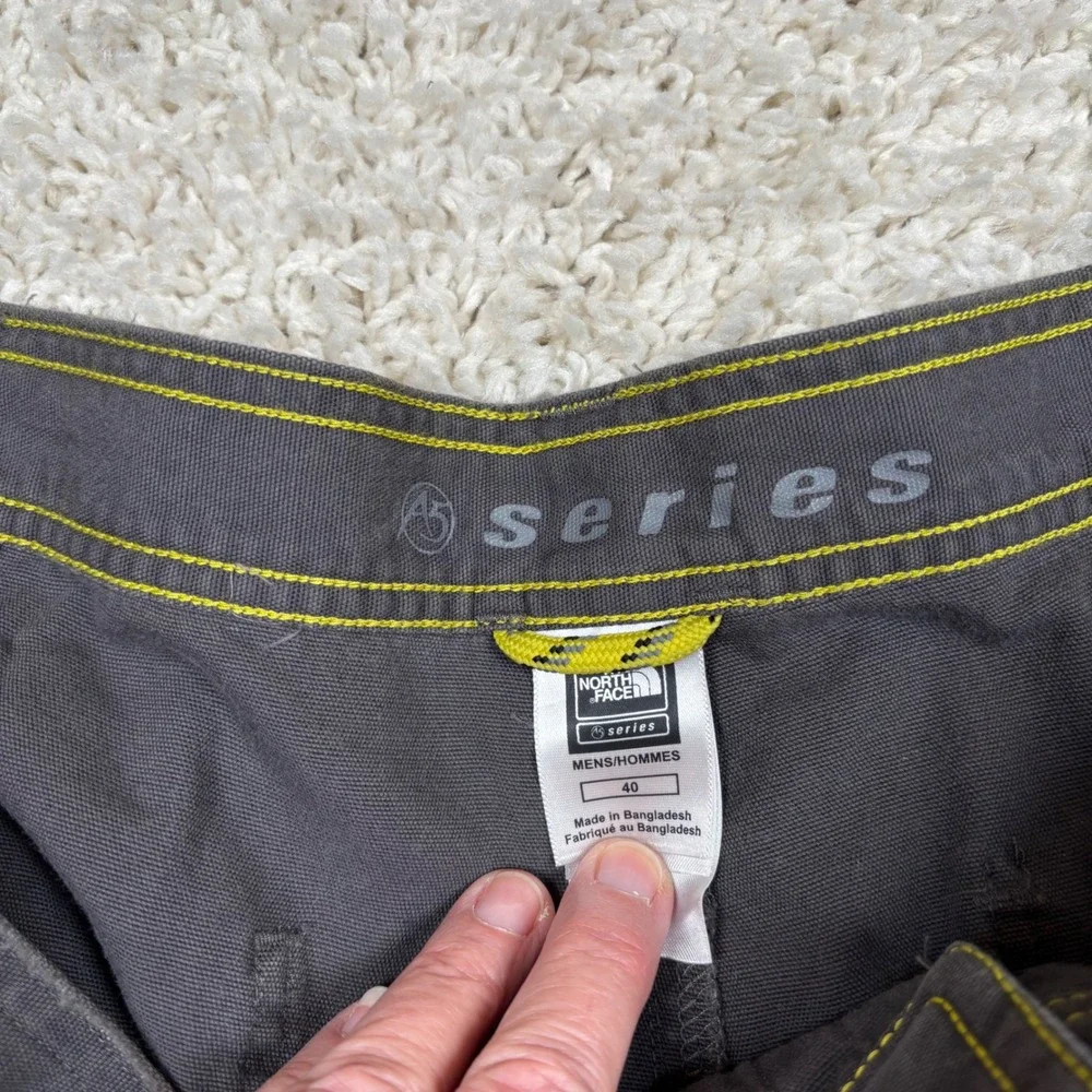 The North Face Mens‎ Series Cargo Pants Gray Size 40 Relaxed Fit Outdoor